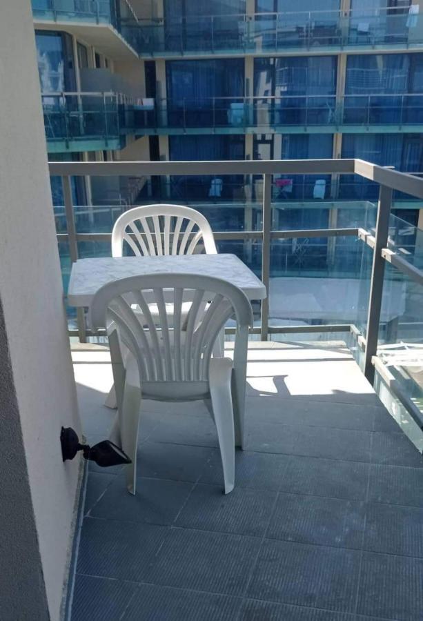 Modern 2 Bedroom Apartment In Top Location In Sunny Beach Just 150 Meters From Casino Platinum Екстер'єр фото